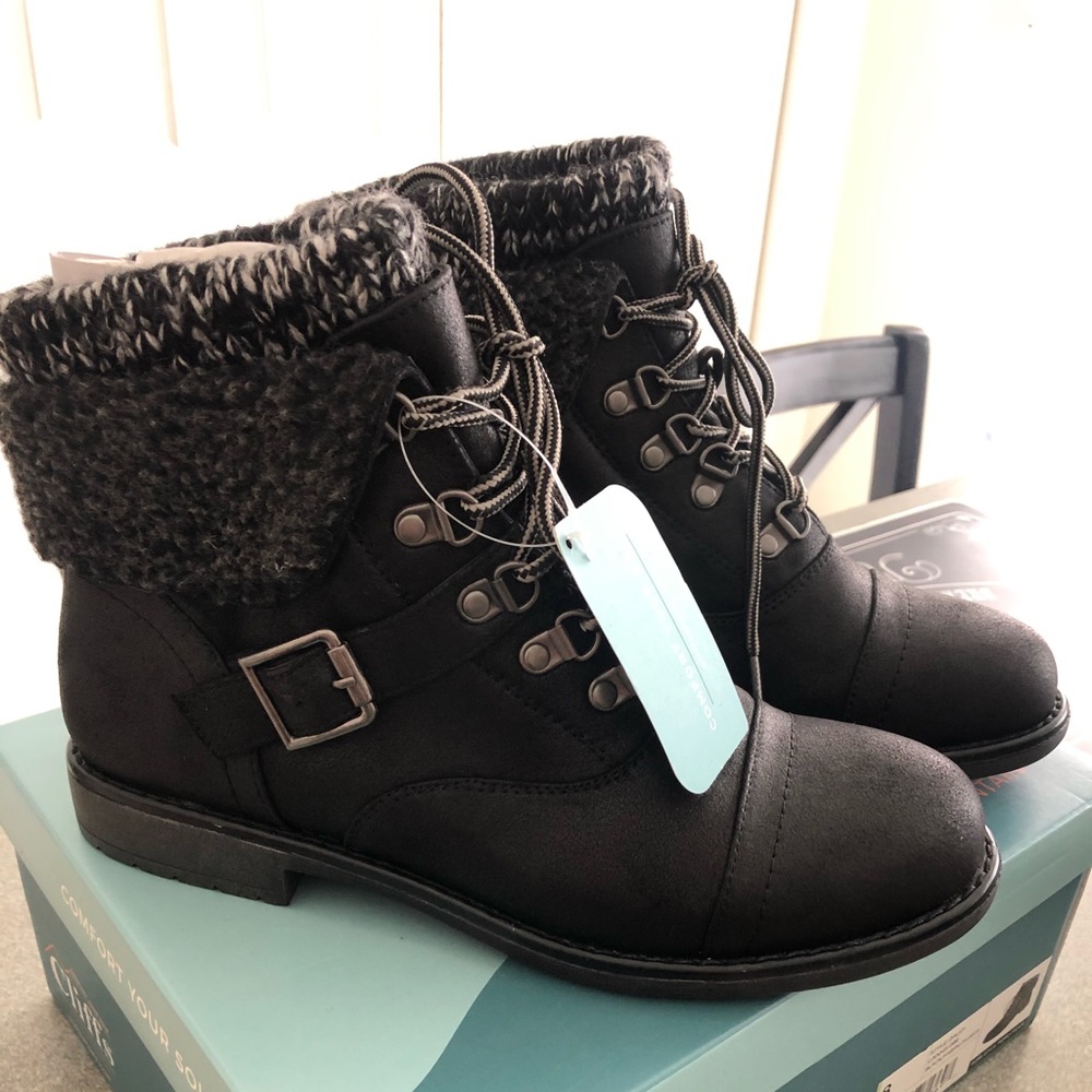Cliffs White Mountain Daley Black Lace Up Boots NWT
